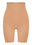 Shape Revelation Short Praline