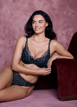 Mayumi Plunge-BH Midnight Mayumi  Midnight