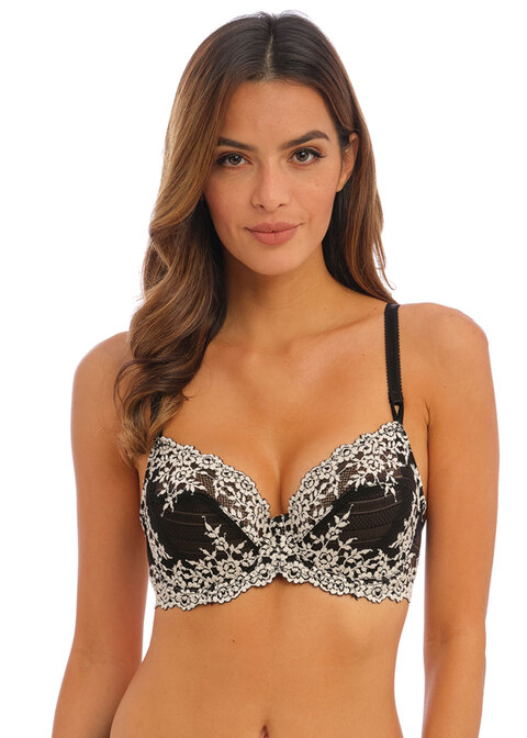 Embrace Lace Black Classic Underwire Bra from Wacoal