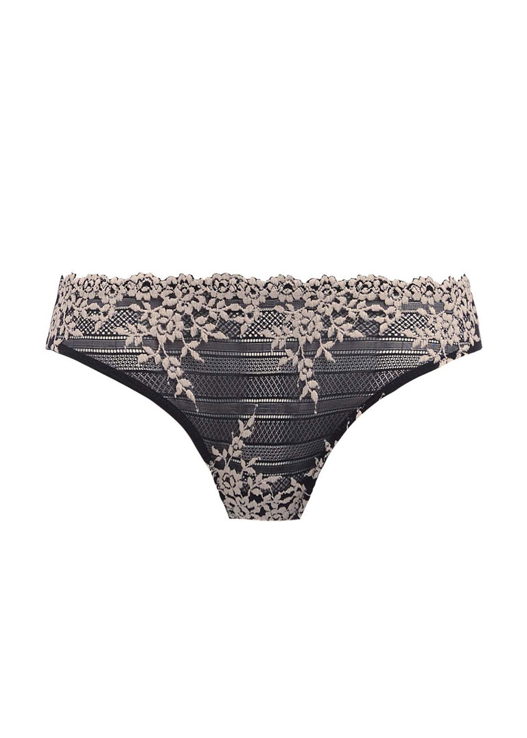 Embrace Lace Black Brief from Wacoal