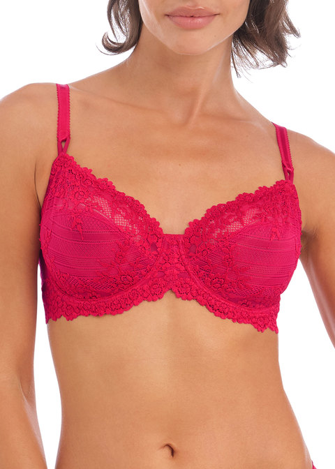 Embrace Lace Persian Red Classic Underwire Bra from Wacoal