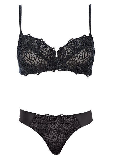 Flore Noir Classic Underwire Bra from Wacoal - Main Image